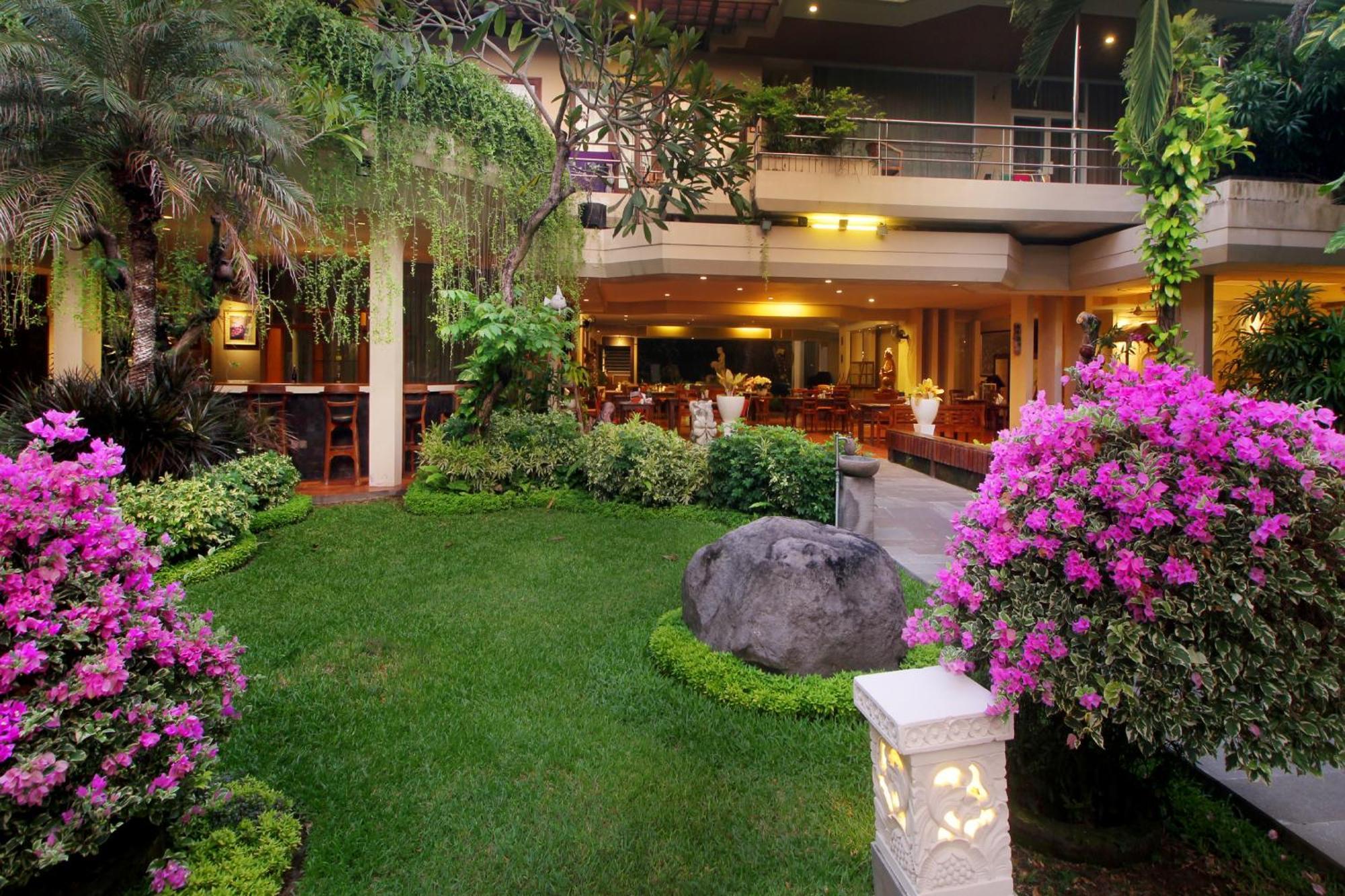 Parigata Resorts And Spa Sanur  Exterior photo